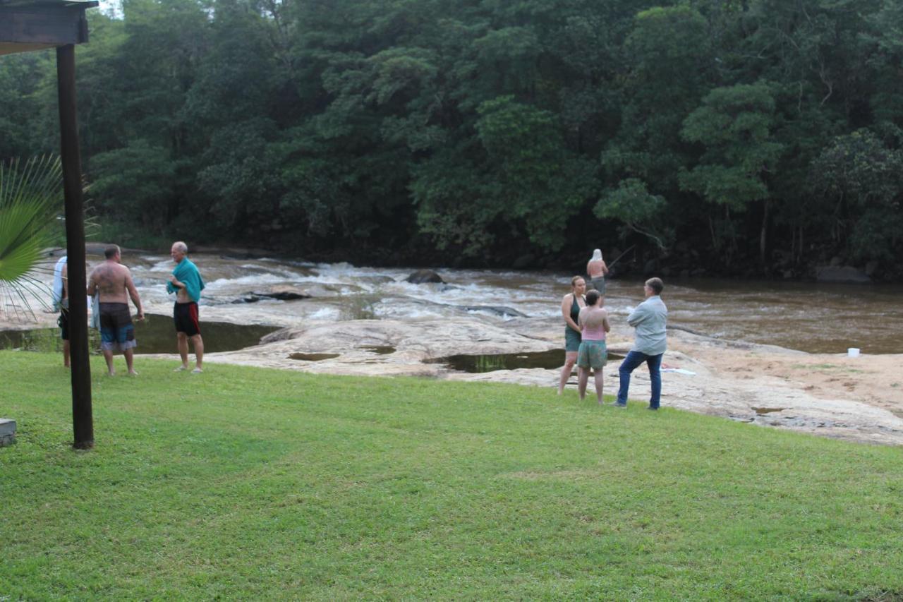 Lions Rock Rapids - Lodge Hazyview Esterno foto
